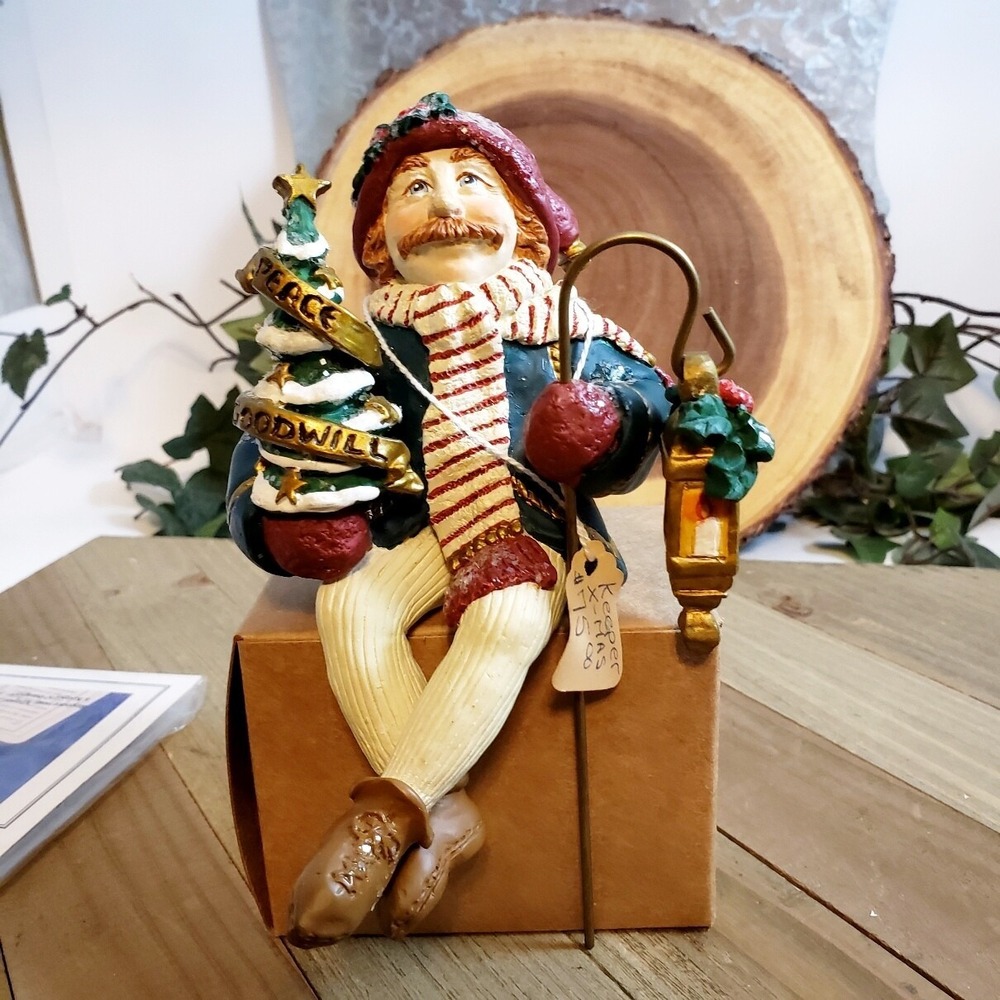 The Keeper Of Christmas 1996 Mantle Desk or Shelf Figurine Shenandoah‎  NIB